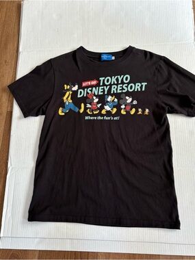 Disneyland Tokyo Resort Lets Go black T Shirt short sleeve Size M Disney clothes